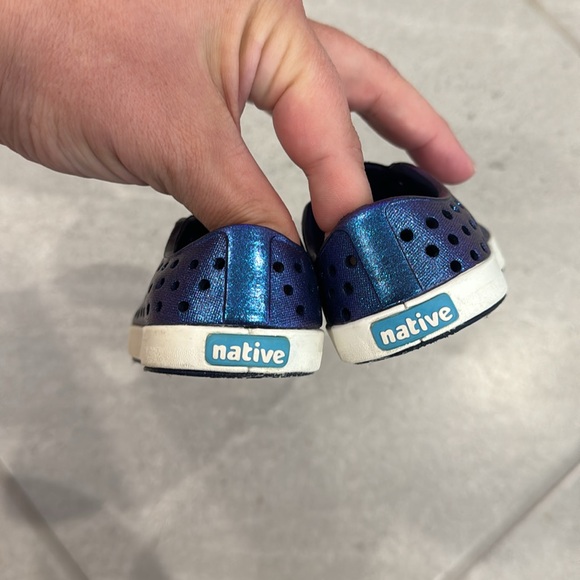 Native shoes - Picture 3 of 8